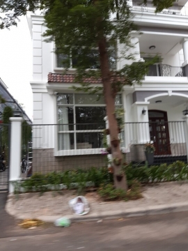 Cần cho thuê gấp biệt thự cao cấp Phú Mỹ Hưng, q7 cam kết giá rẻ