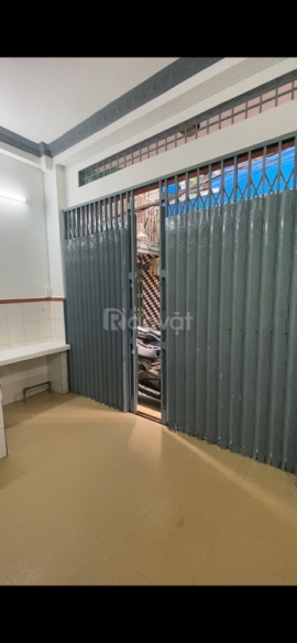 Cho thuê nhà nguyên căn khu chợ hoa Hồ Thị Kỷ, Q.10