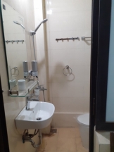 Cho thuê nhà khép kín 316 phố Ngọc Lâm