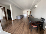 Cho thuê nhà mặt tiền 5m rộng tại 97A Nguyễn Khuyến Văn Miếu Quận Đống Đa. LH 84975654185